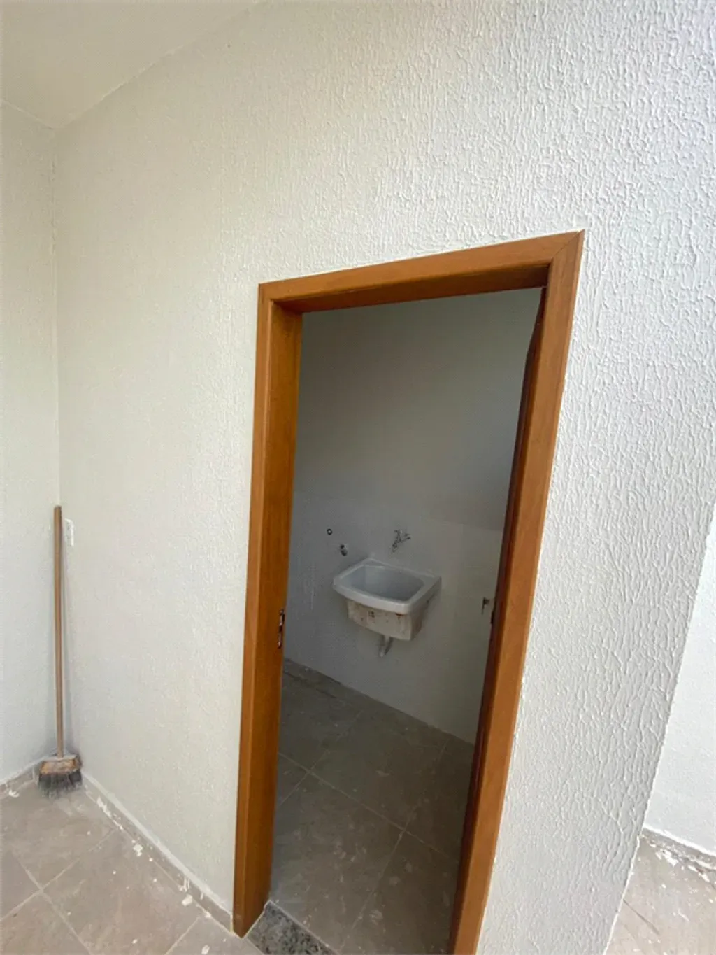 Casa com 2 quartos, 145 m² - Água Limpa - Volta Redonda — foto 2