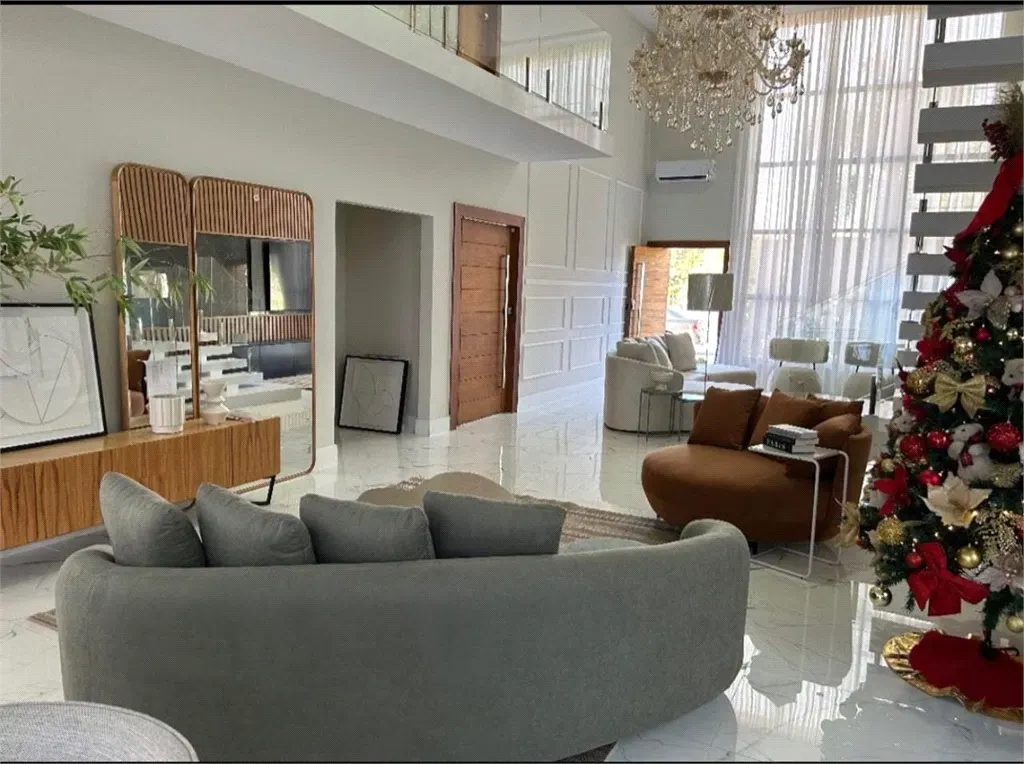 Casa com 4 quartos, 800 m² - Centro - Pinheiral — foto 1