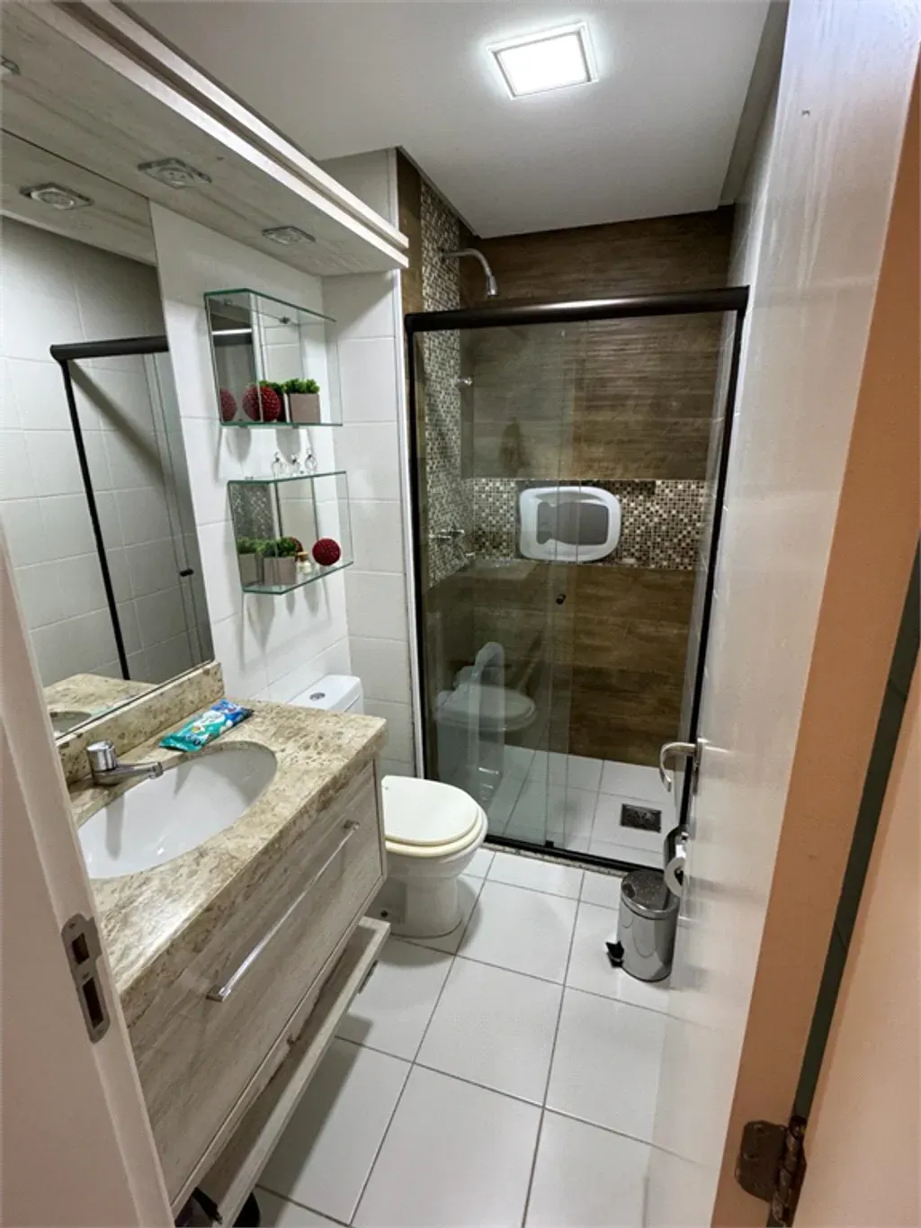 Apartamento com 3 quartos, 87,17 m² - Aterrado - Volta Redonda — foto 4