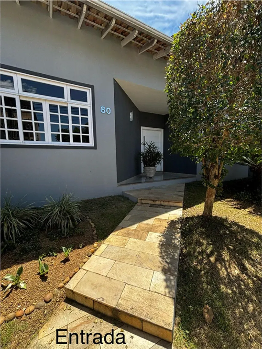Casa com 3 quartos, 300 m² - Bairro de Fátima (Califórnia da Barra) - Barra do Piraí — foto 1