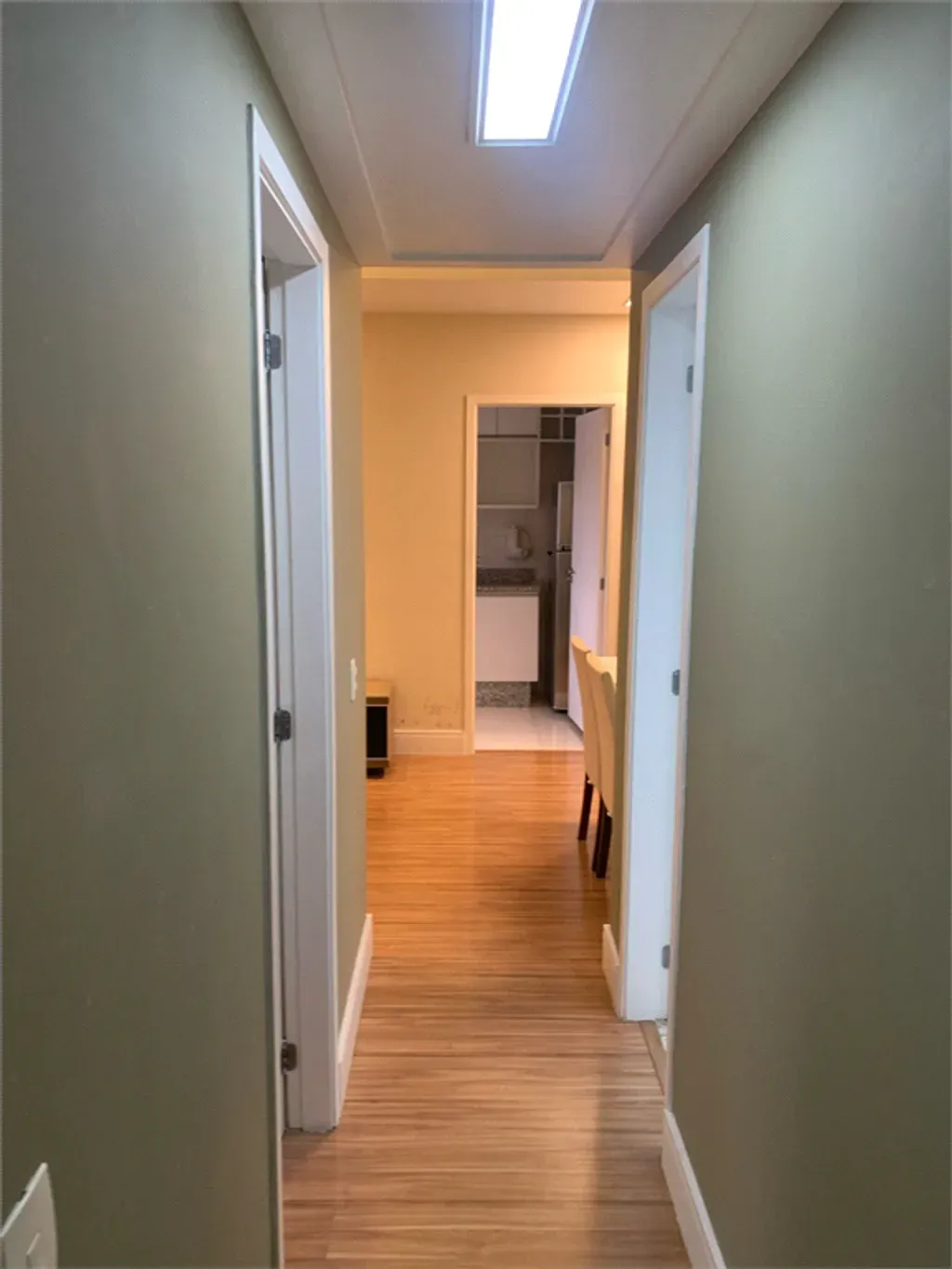 Apartamento com 2 quartos, 65 m² - Aterrado - Volta Redonda — foto 1
