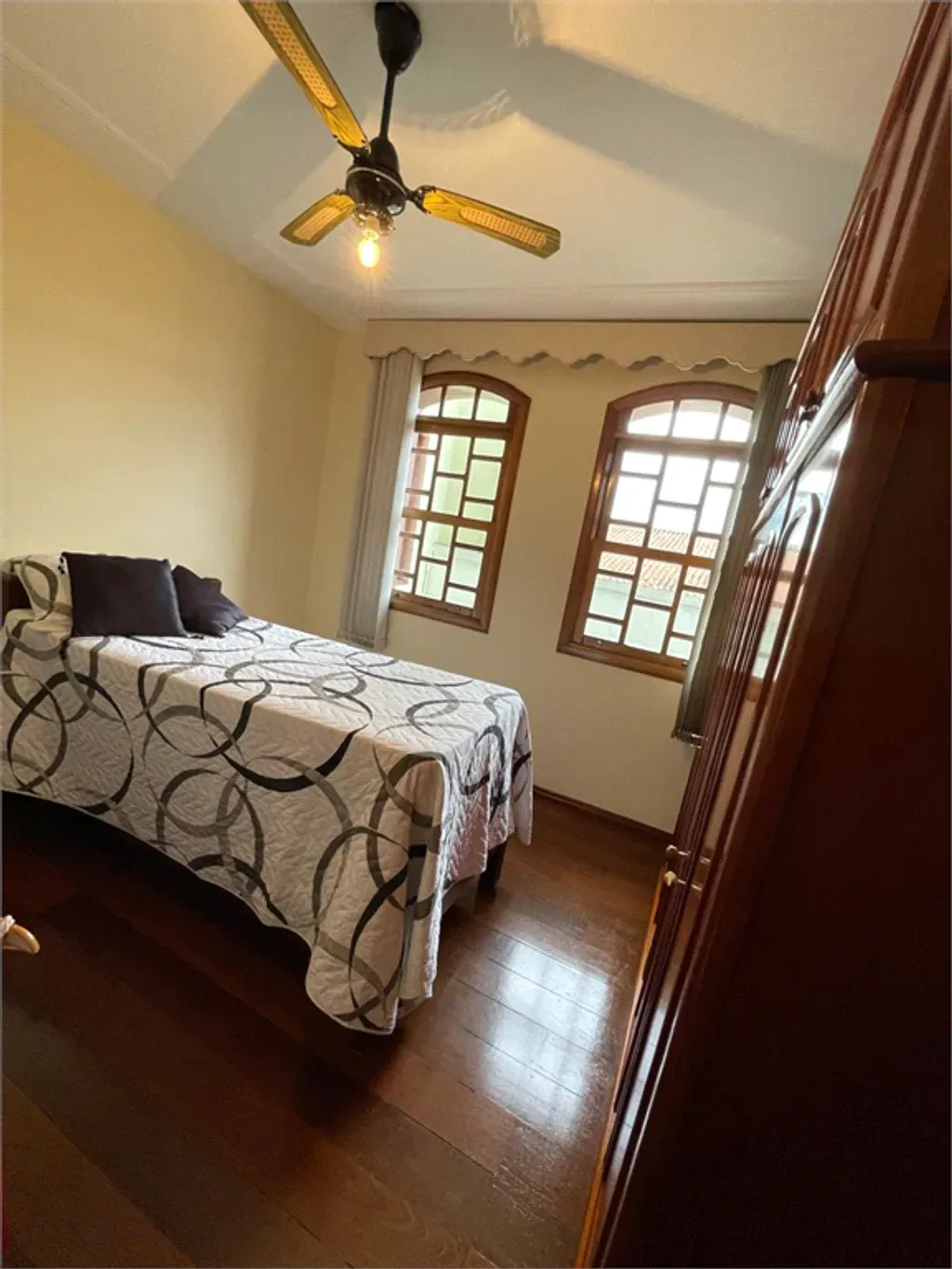 Casa com 4 quartos, 383 m² - Jardim Amália - Volta Redonda — foto 3