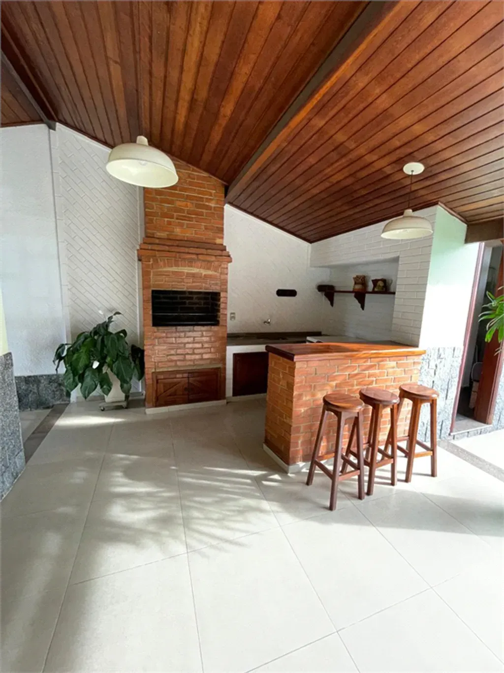 Casa com 4 quartos, 383 m² - Jardim Amália - Volta Redonda — foto 9