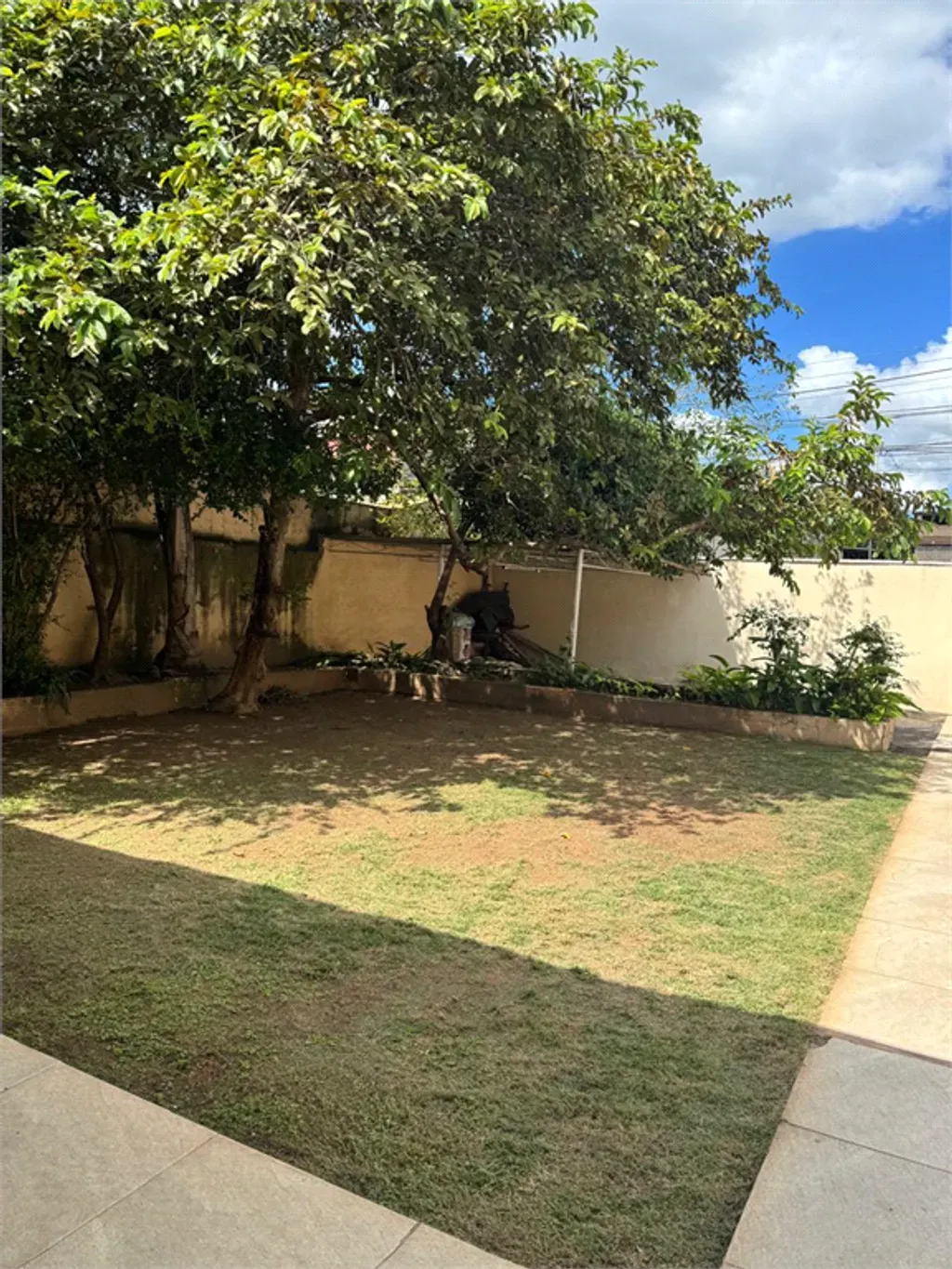 Casa com 4 quartos, 375 m² - Vila Mury - Volta Redonda — foto 2