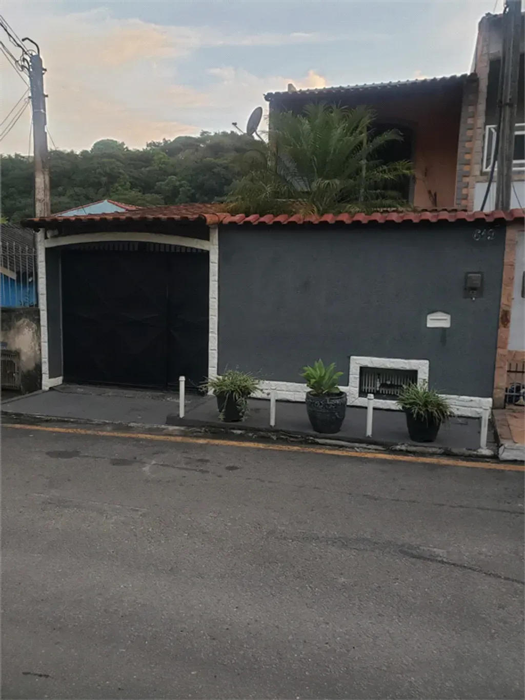 Casa com 3 quartos, 250 m² - Duzentos e Quarenta e Nove - Volta Redonda — foto 1