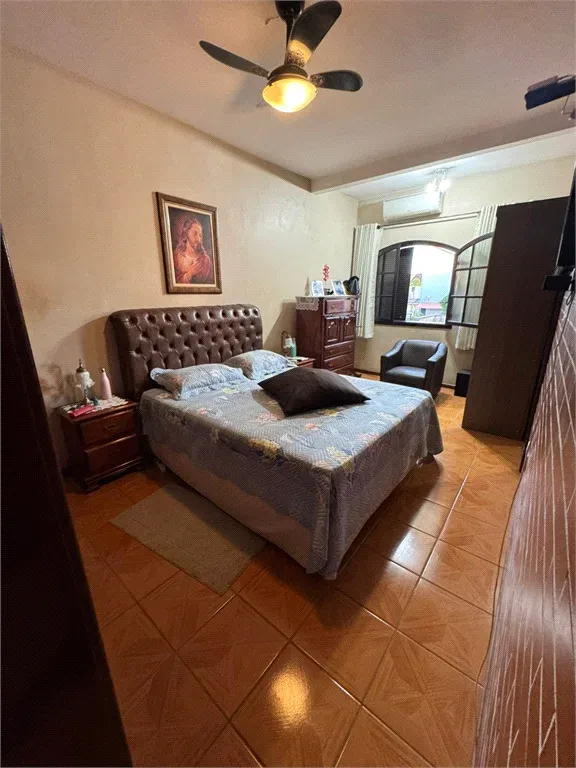 Casa com 3 quartos, 212,6 m² - Nossa Senhora das Graças - Volta Redonda — foto 16