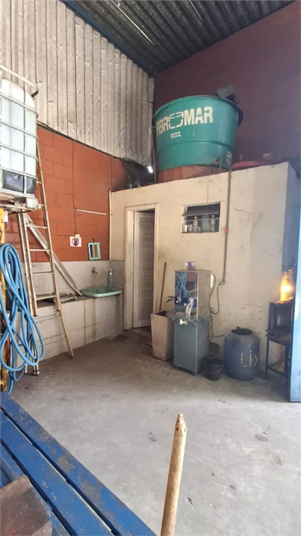 Galpão 496 m² - Três Poços - Volta Redonda — foto 2