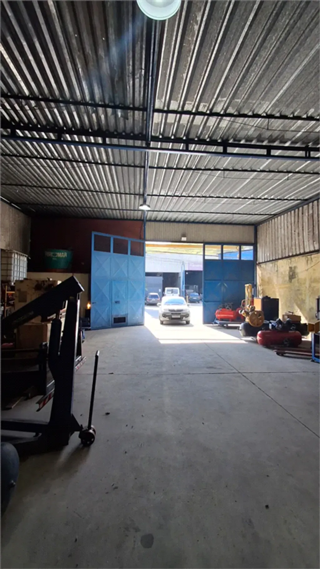 Galpão 496 m² - Três Poços - Volta Redonda — foto 3