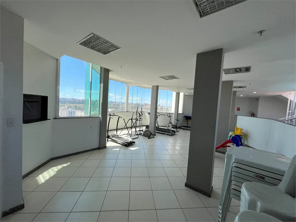 Apartamento com 3 quartos, 199,7 m² - Aterrado - Volta Redonda — foto 4