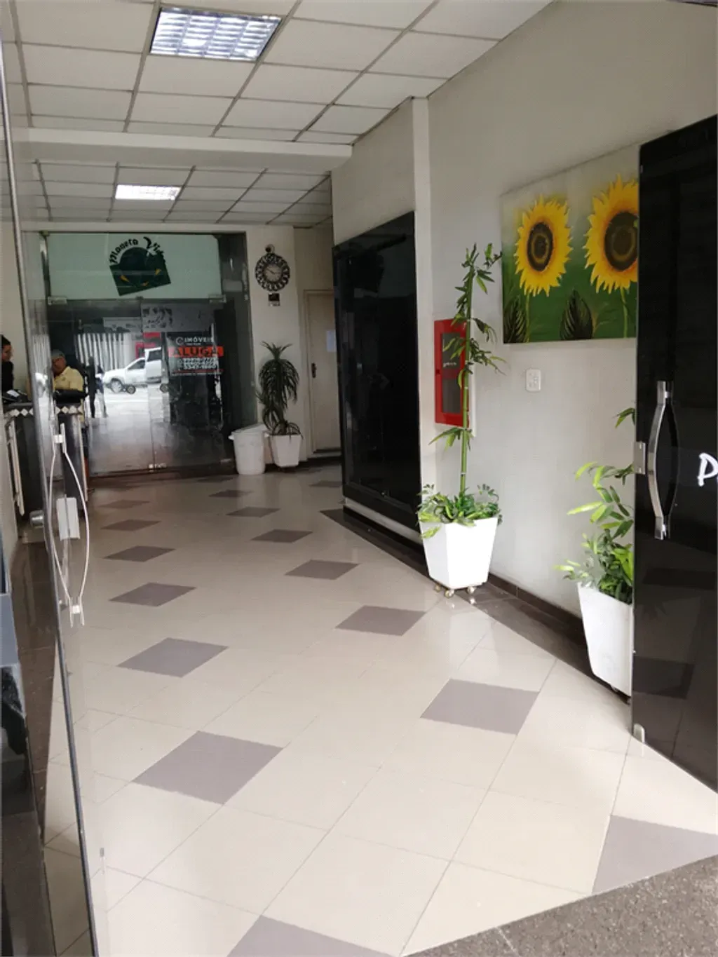 Apartamento com 3 quartos, 93,4 m² - Centro - Volta Redonda — foto 2