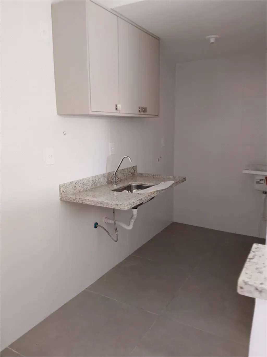 Apartamento com 2 quartos, 55 m² - Jardim Amália - Volta Redonda — foto 1
