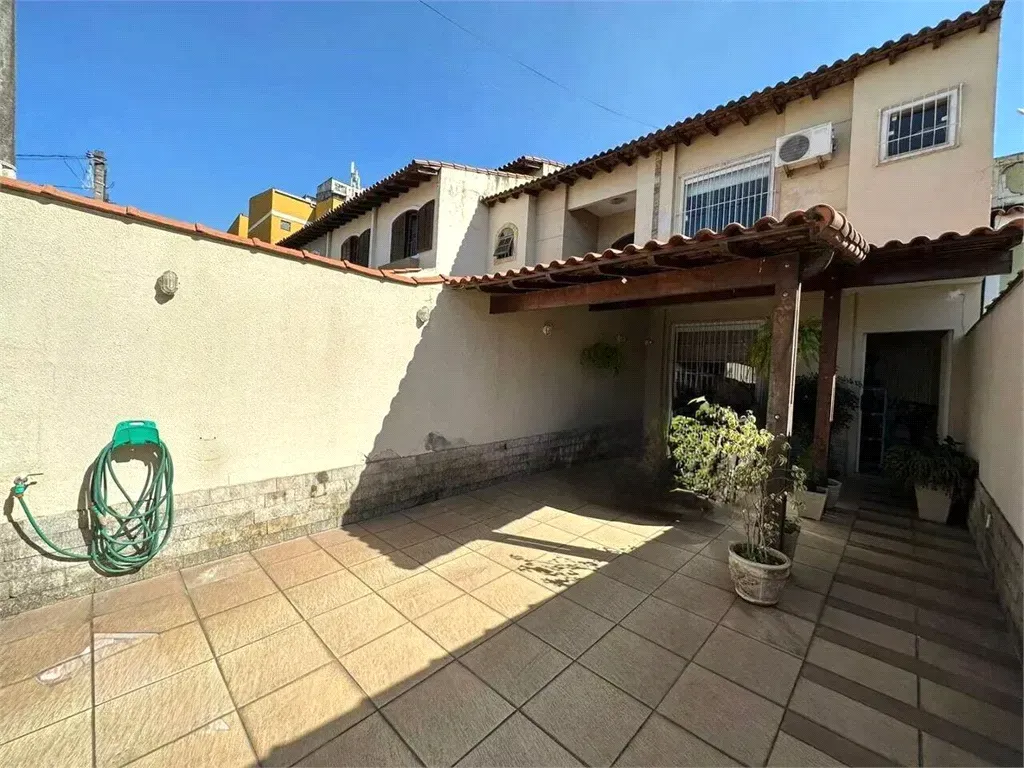 Casa com 4 quartos, 134 m² - Conforto - Volta Redonda — foto 4