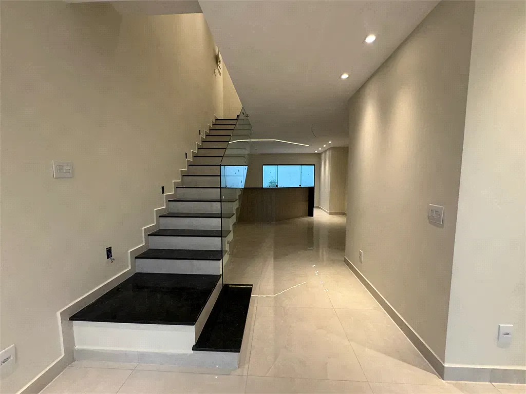 Casa com 3 quartos, 187,31 m² - Jardim Belvedere - Volta Redonda — foto 4