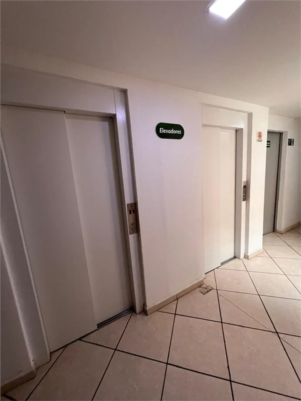 Apartamento com 2 quartos, 45 m² - Três Poços - Volta Redonda — foto 3
