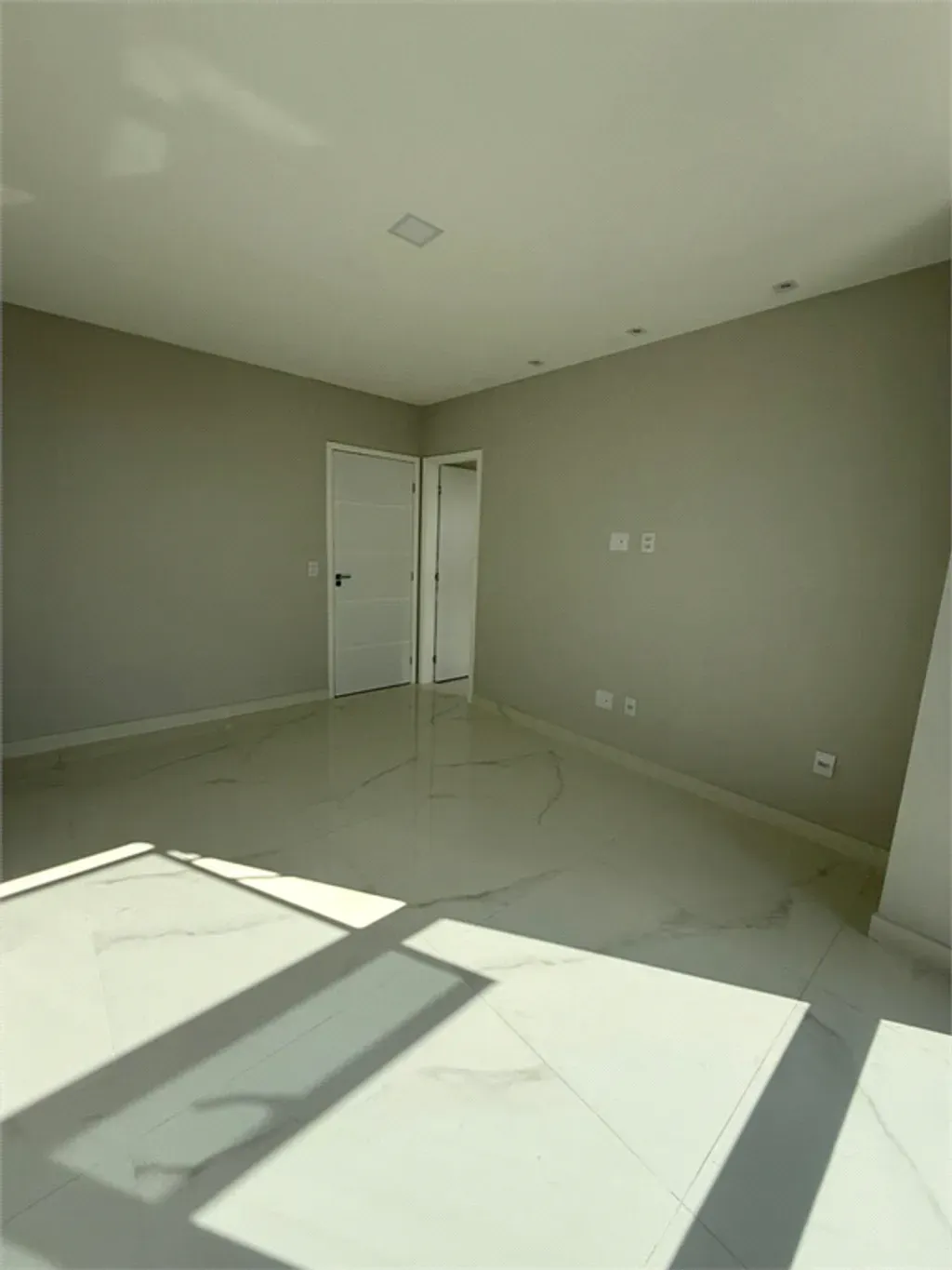 Casa com 3 quartos, 220 m² - Jardim Amália - Volta Redonda — foto 2
