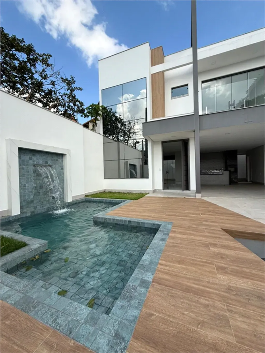 Casa com 3 quartos, 220 m² - Jardim Amália - Volta Redonda — foto 3