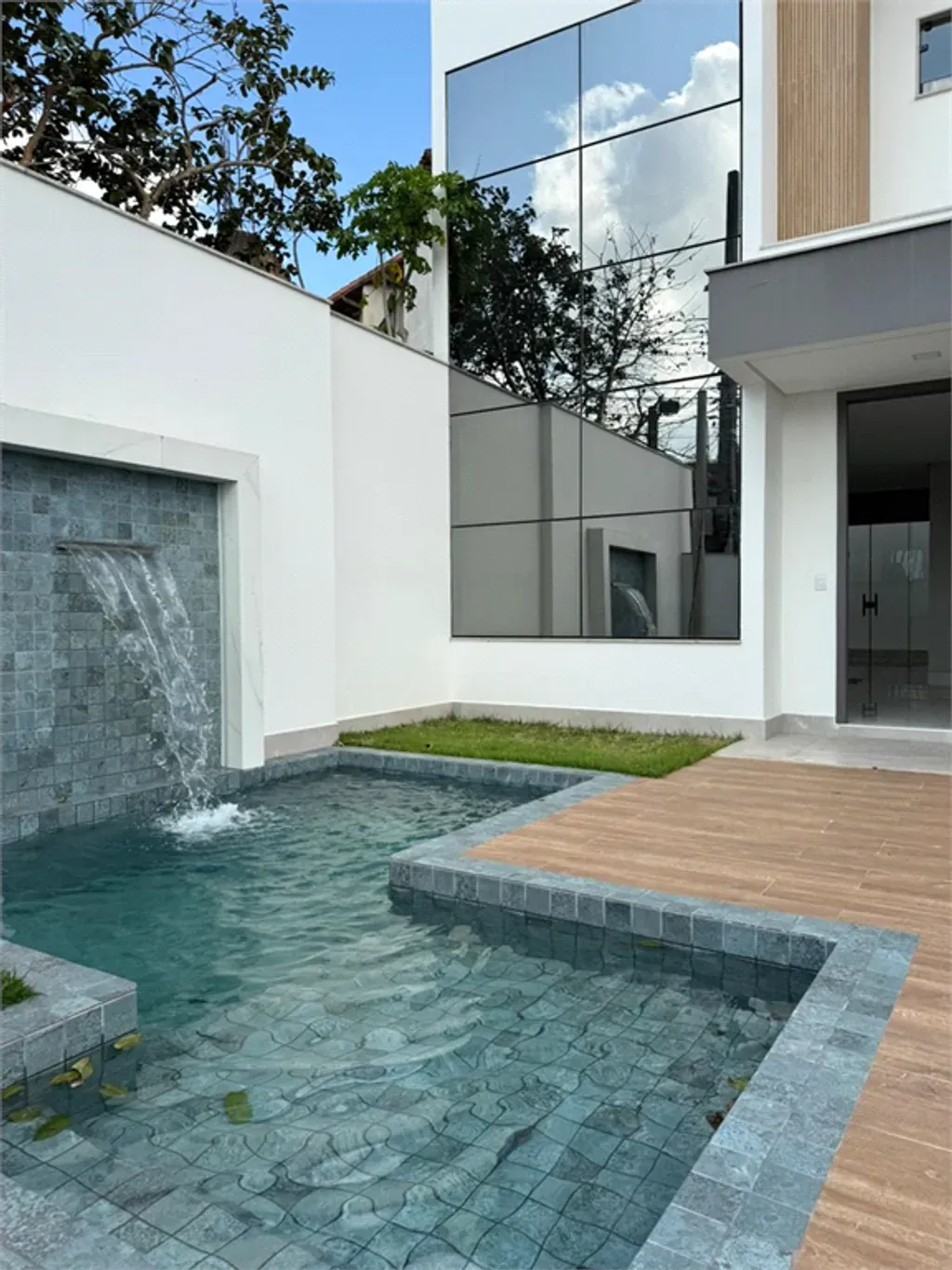 Casa com 3 quartos, 220 m² - Jardim Amália - Volta Redonda — foto 4
