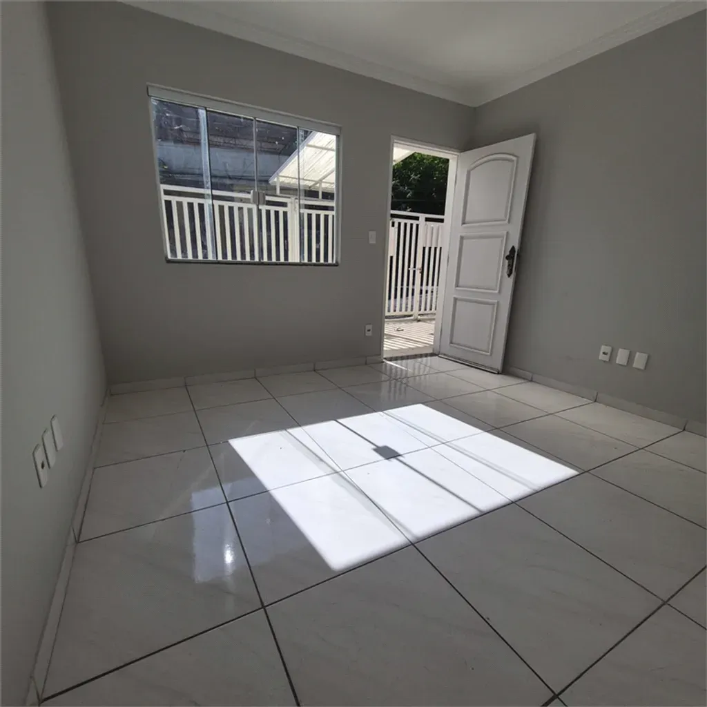 Casa com 2 quartos, 96,6 m² - Duzentos e Quarenta e Nove - Volta Redonda — foto 1