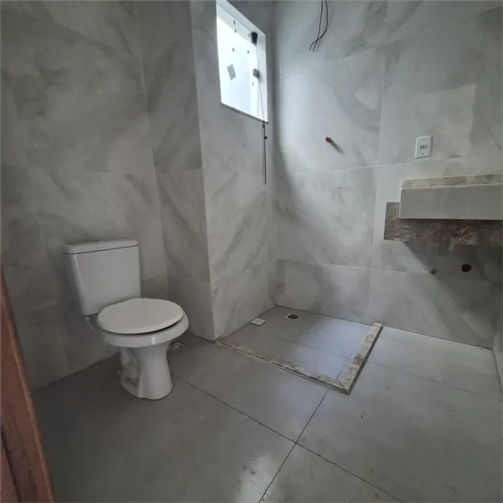 Casa com 2 quartos, 139 m² - Santa Rita do Zarur - Volta Redonda — foto 2