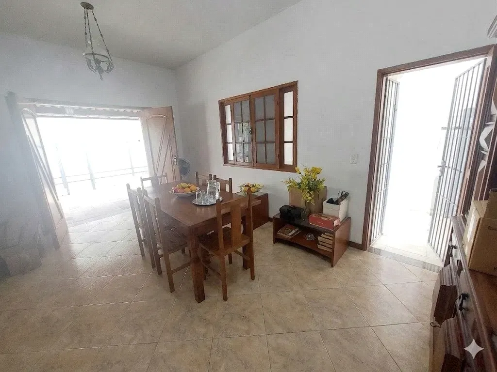 Casa com 4 quartos, 199 m² - Santa Rosa - Barra Mansa — foto 4