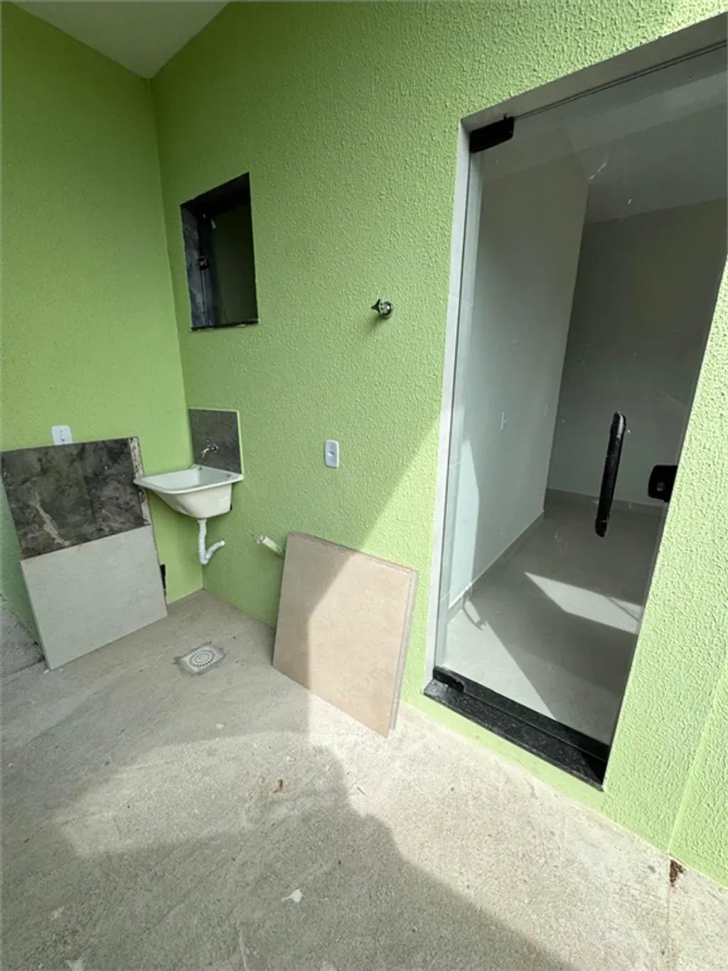 Casa com 3 quartos, 75,26 m² - Varjão - Pinheiral — foto 2