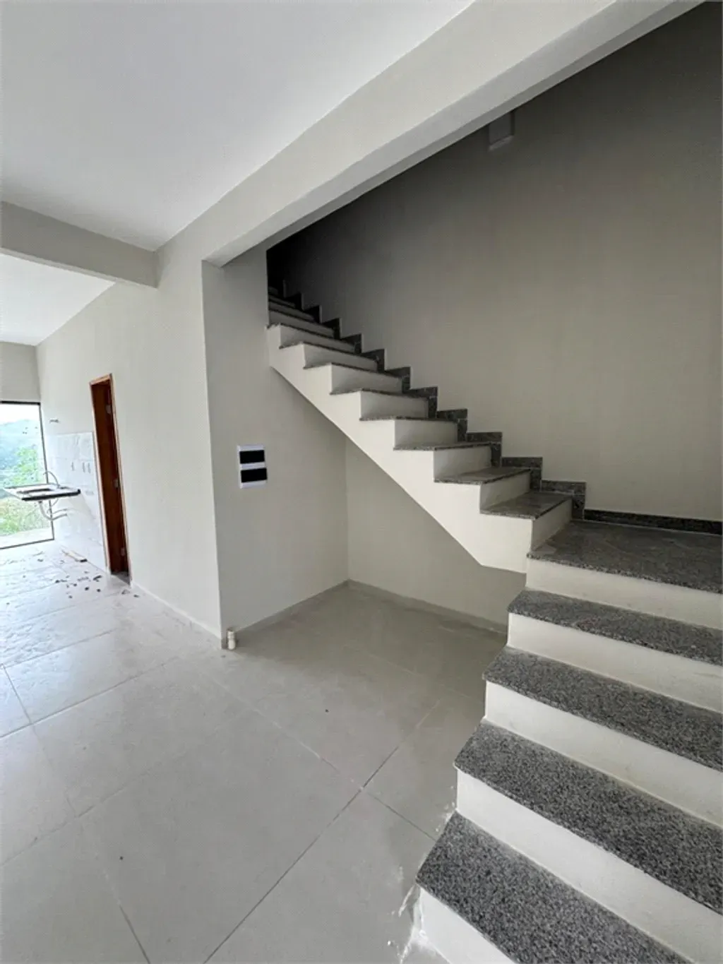 Casa com 2 quartos, 70 m² - Colônia Santo Antônio - Barra Mansa — foto 2