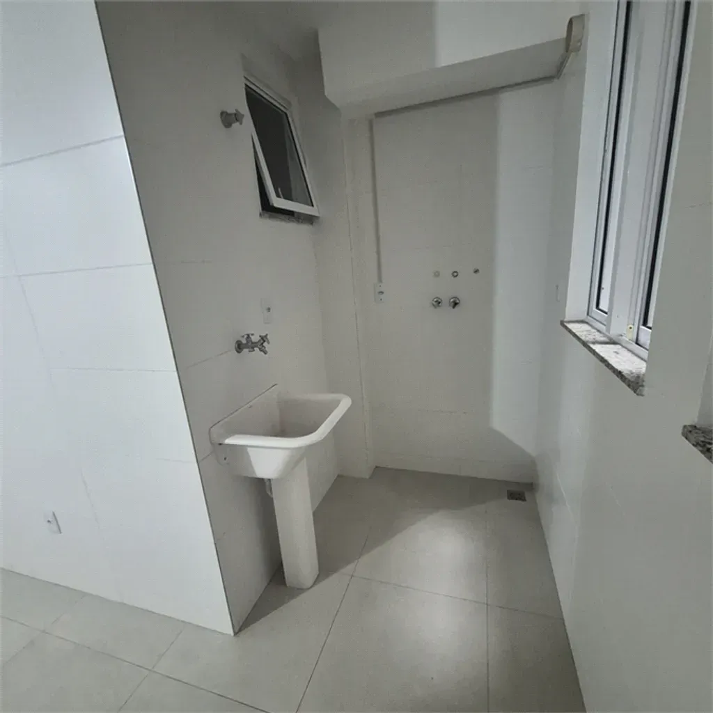 Apartamento com 2 quartos, 10,79 m² - Jardim Belvedere - Volta Redonda — foto 2