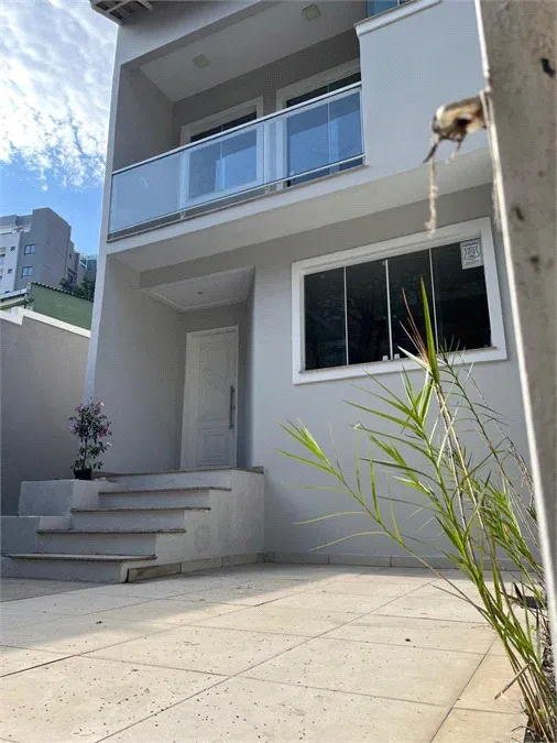 Casa com 3 quartos, 113,3 m² - Jardim Amália - Volta Redonda — foto 3