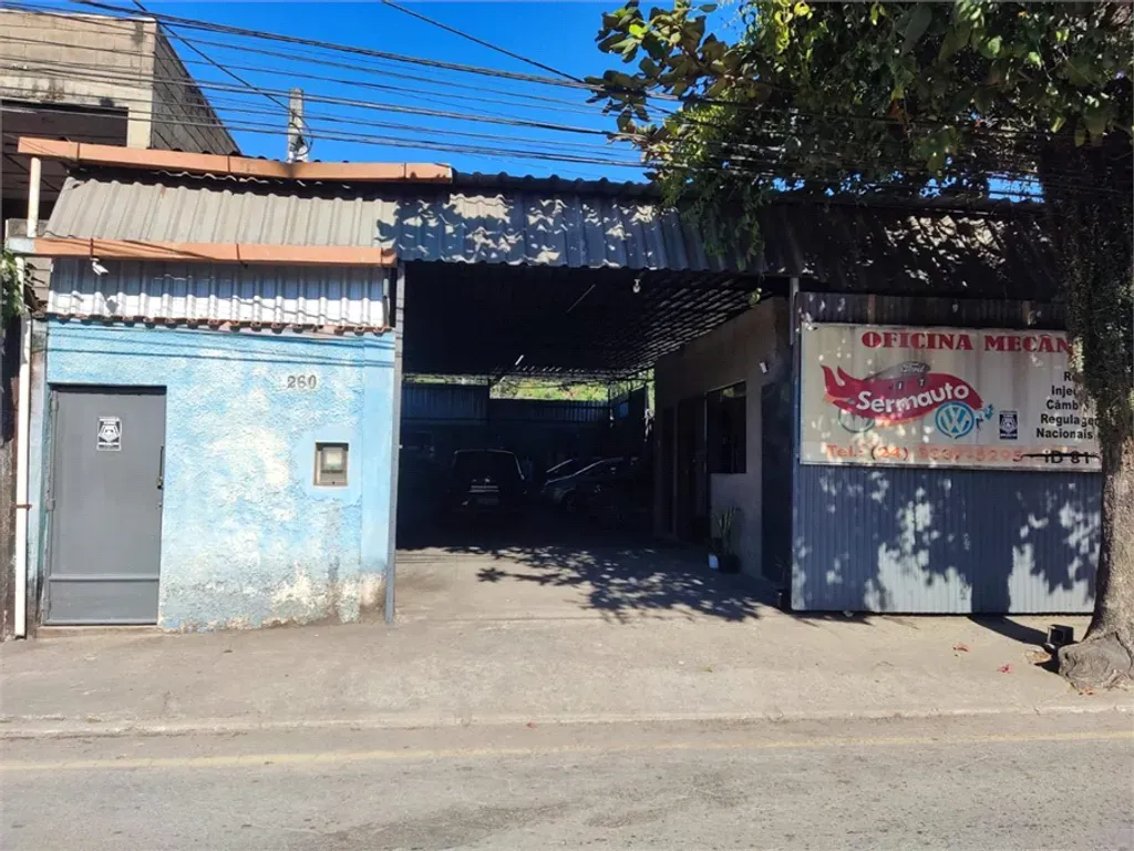 Galpão 300 m² - Aterrado - Volta Redonda — foto 1
