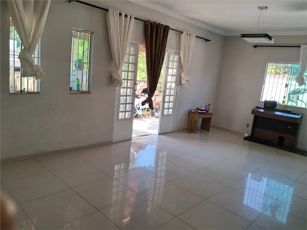 Casa com 2 quartos, 90 m² - Roma - Volta Redonda — foto 4