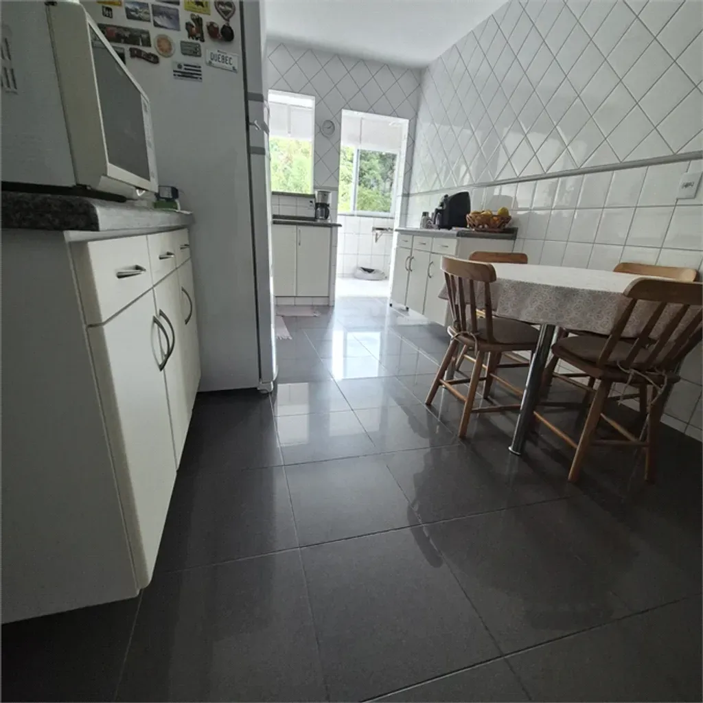 Apartamento com 4 quartos, 223,8 m² - Vila Santa Cecília - Volta Redonda — foto 2