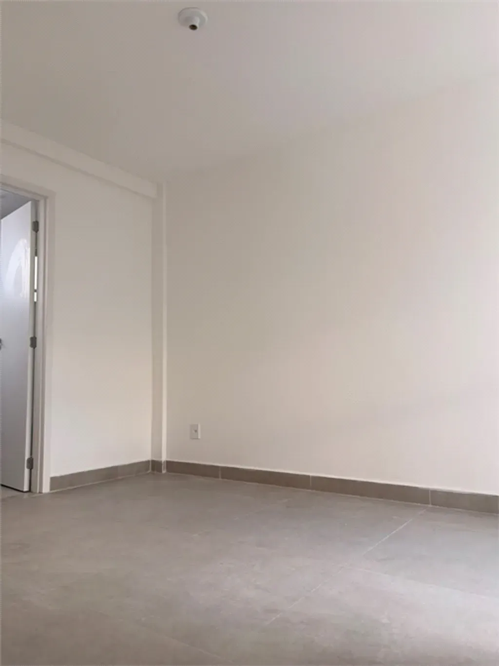Apartamento com 2 quartos, 55 m² - Jardim Amália - Volta Redonda — foto 1
