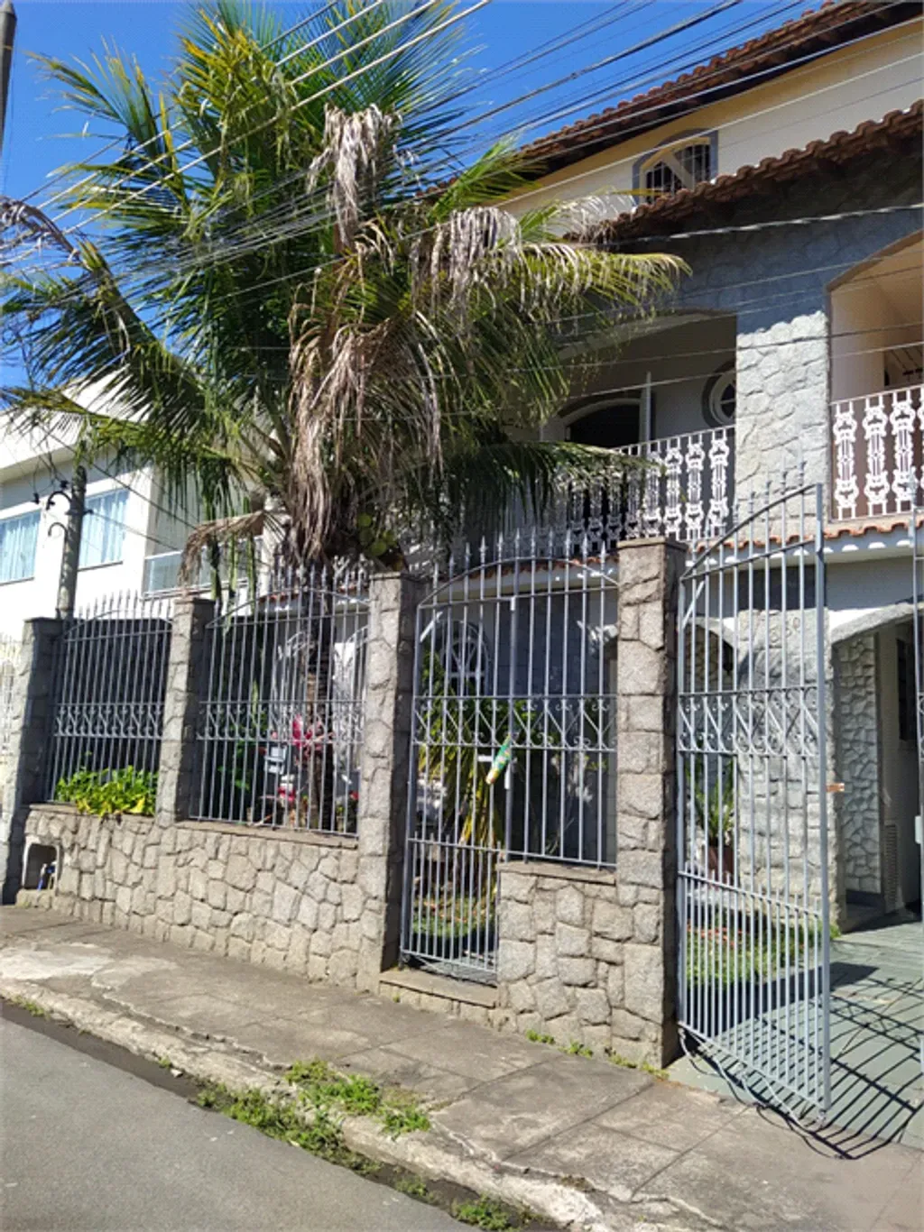 Casa com 5 quartos, 298,1 m² - Jardim Veneza - Volta Redonda — foto 2