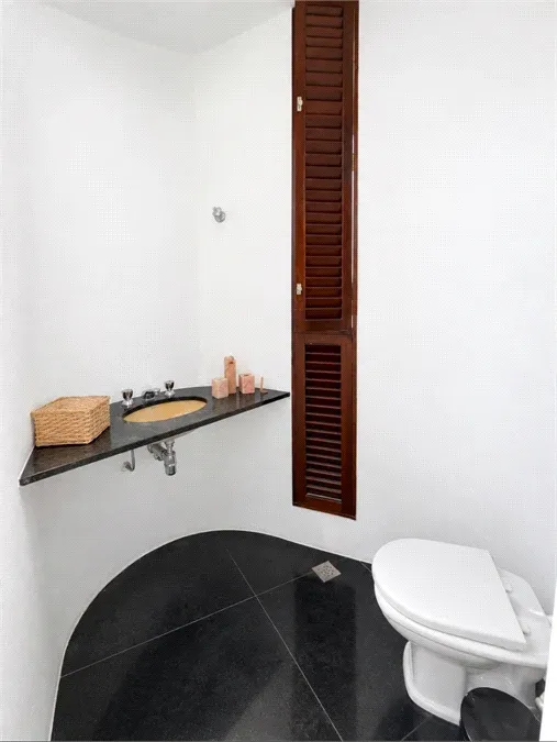 Casa com 4 quartos, 240 m² - Jardim Amália - Volta Redonda — foto 3