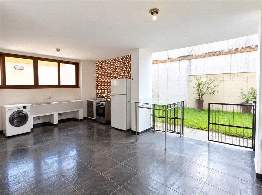 Casa com 4 quartos, 240 m² - Jardim Amália - Volta Redonda — foto 9