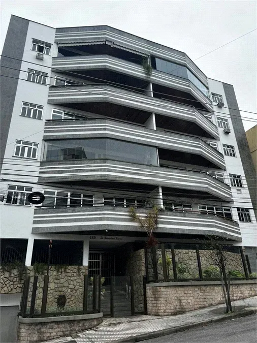Apartamento com 4 quartos, 231,8 m² - São Geraldo - Volta Redonda — foto 1