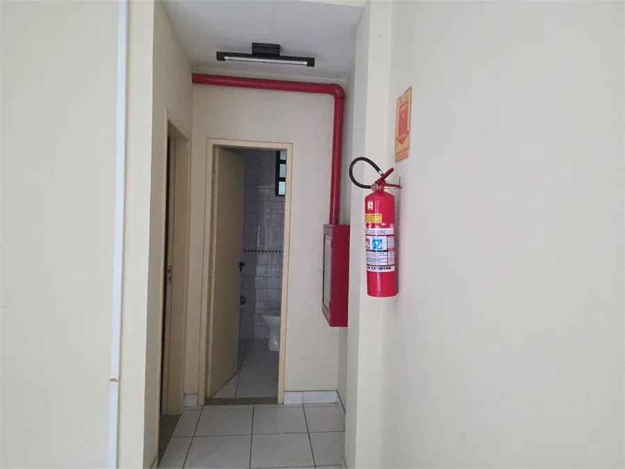 Salão 30 m² - Aterrado - Volta Redonda — foto 5