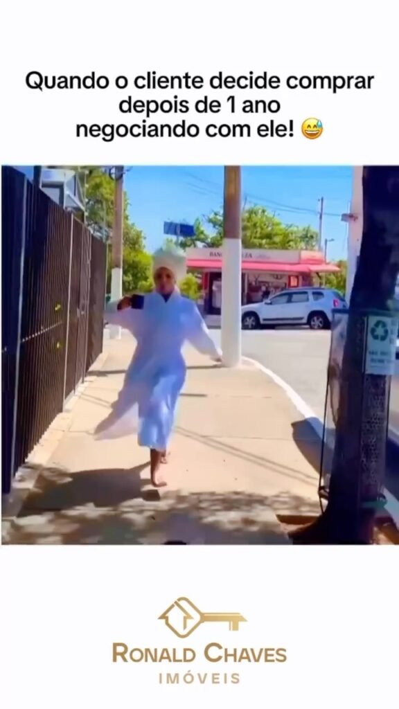 Sabe aquele cliente que passou 1 ano negociando e quando finalmente decide comprar, você não acredita? Sabe aquele cliente que passou 1 ano negociando e quando finalmente decide comprar, você não acredita?