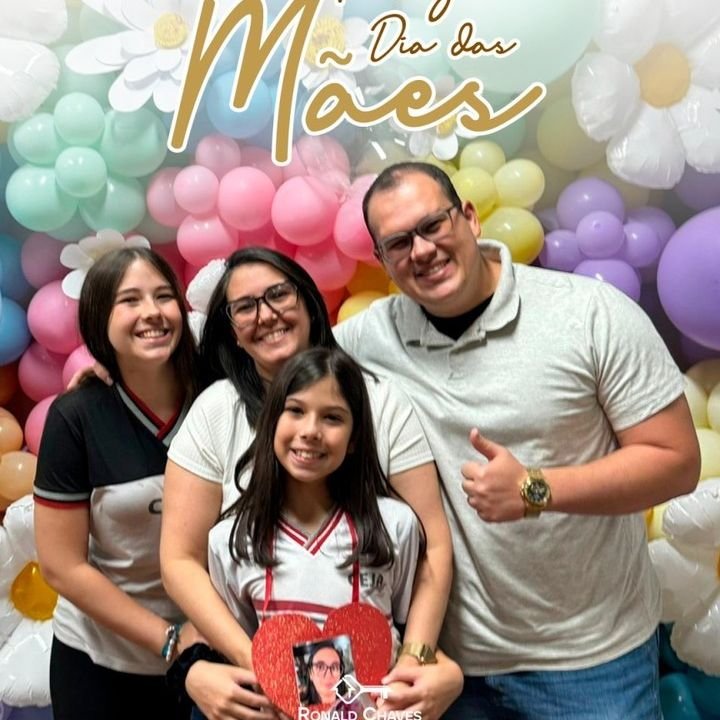 Neste Dia das Mães, a Ronald Chaves Imóveis celebra todas as mães com imensa gratidão e admiração.